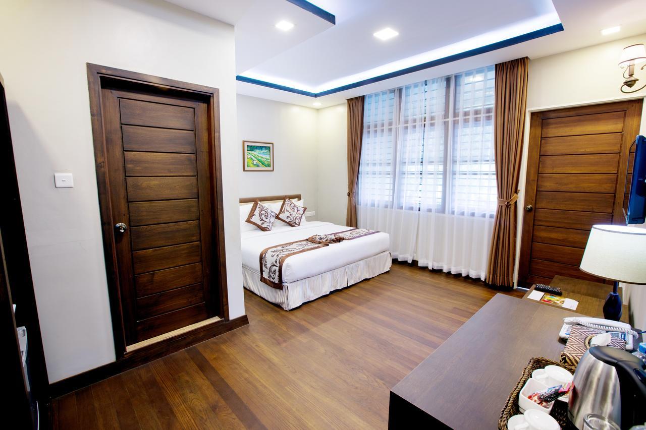 Cloud 10 Boutique Hotel Yangon Exterior foto