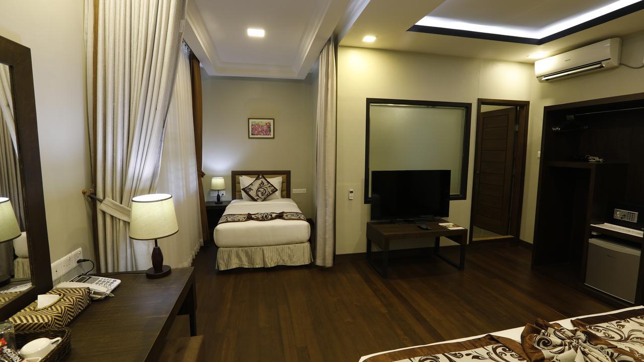 Cloud 10 Boutique Hotel Yangon Exterior foto