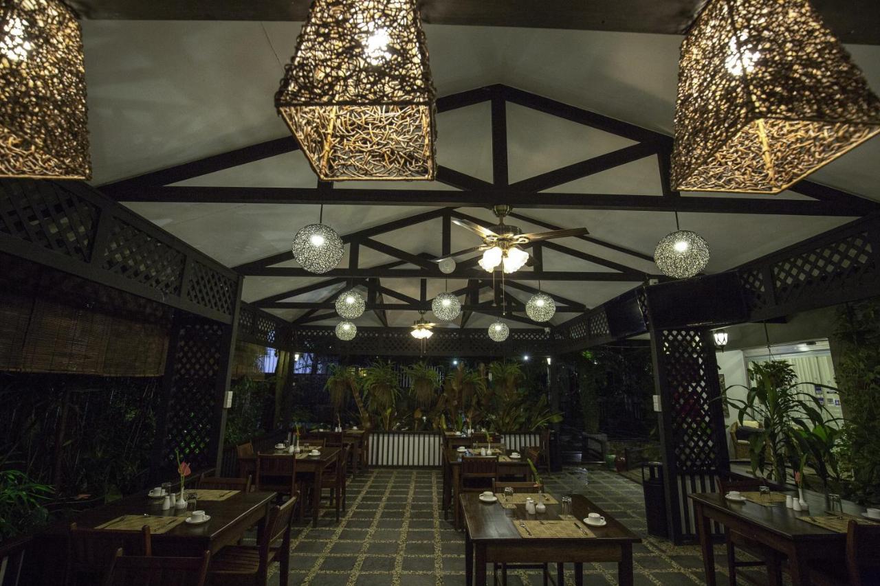 Cloud 10 Boutique Hotel Yangon Exterior foto