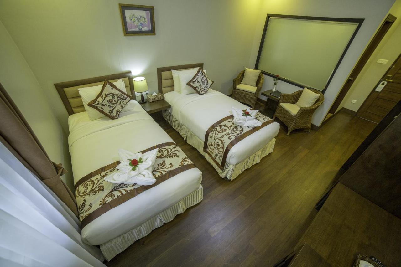 Cloud 10 Boutique Hotel Yangon Exterior foto