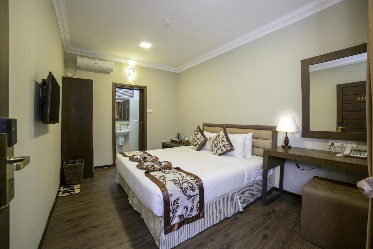 Cloud 10 Boutique Hotel Yangon Exterior foto